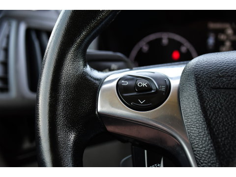 Ford Transit Connect 1.5 EcoBlue L2 Black Edition Camera, Cruise, Sensoren, Stoelverwarming, Automaat, 100pk, Multimedia, Trekhaak, Uniek!