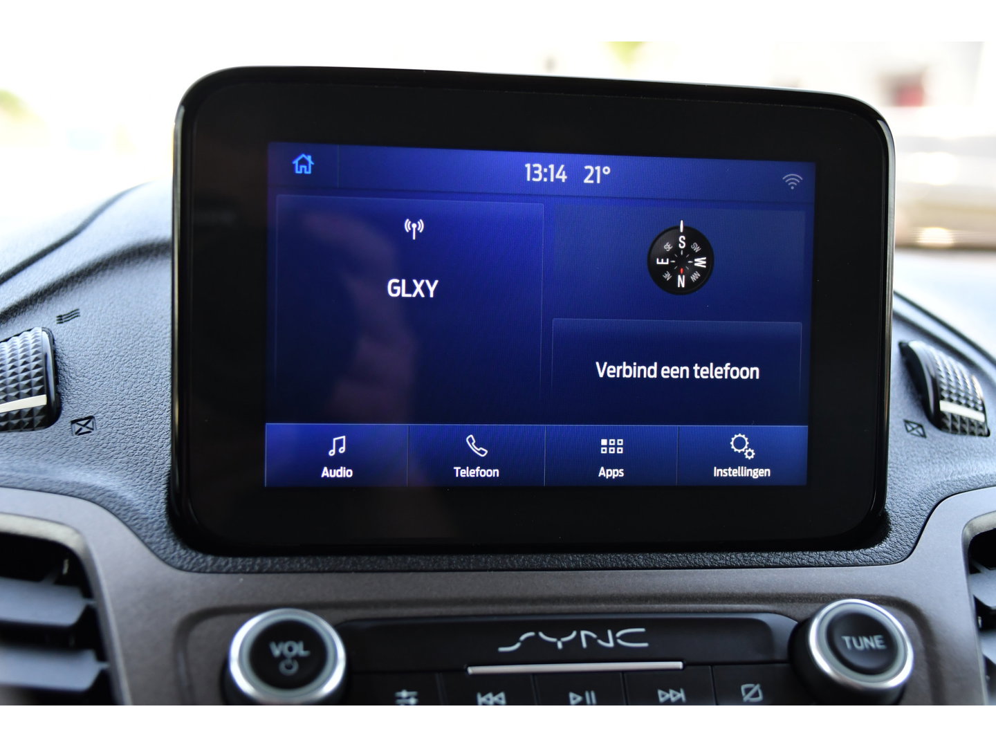 Ford Transit Connect 1.5 EcoBlue L2 Black Edition Camera, Cruise, Sensoren, Stoelverwarming, Automaat, 100pk, Multimedia, Trekhaak, Uniek!