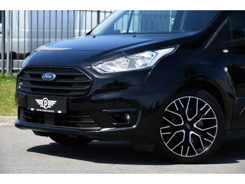 Ford Transit Connect 1.5 EcoBlue L2 Black Edition Camera, Cruise, Sensoren, Stoelverwarming, Automaat, 100pk, Multimedia, Trekhaak, Uniek!