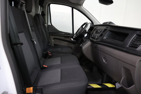 Ford Transit Custom 2.0 TDCI L2H1 AUTOMAAT