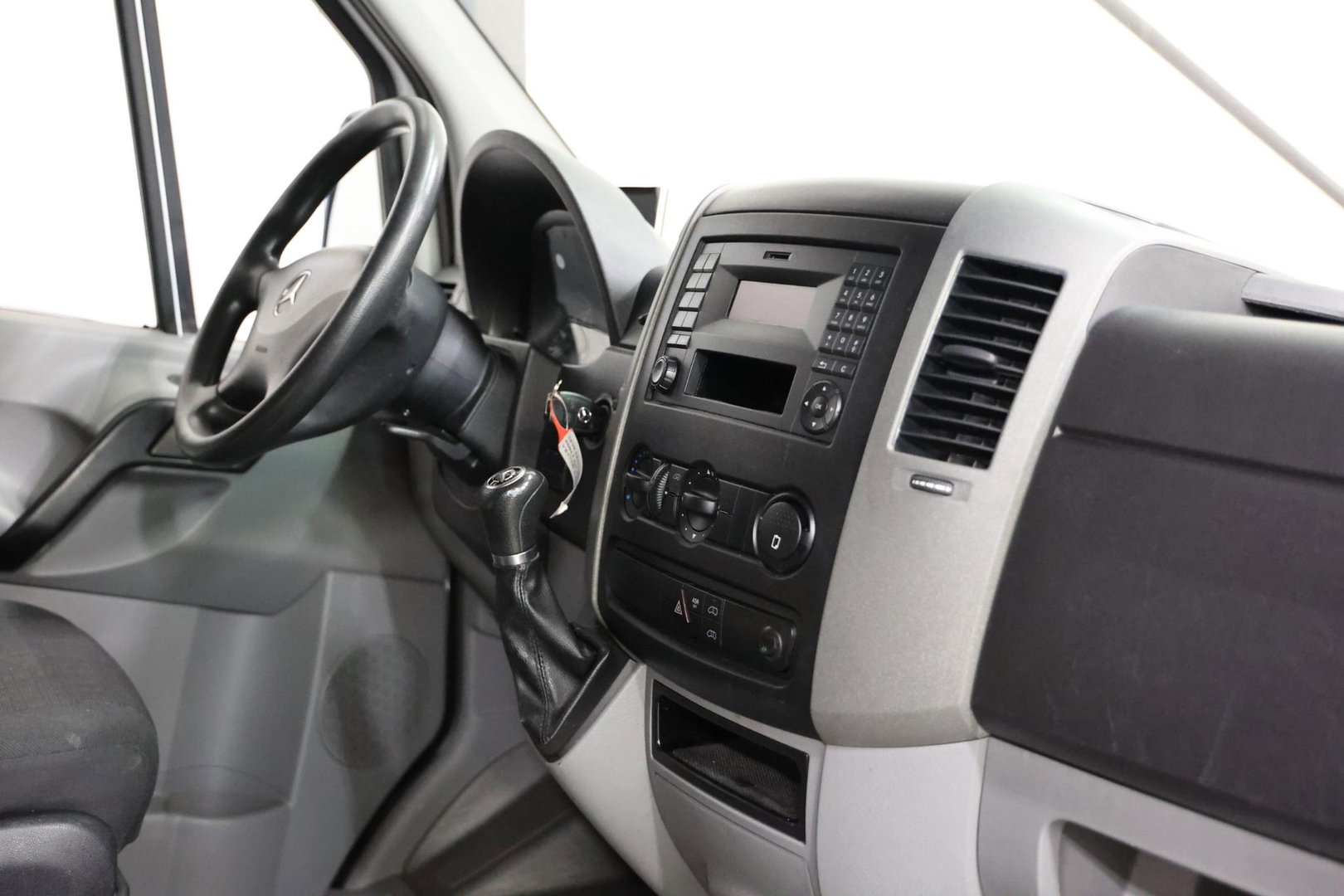 Mercedes-Benz Sprinter 311 2.2 CDI AUTOMAAT L3H2 POST NL EURO 6