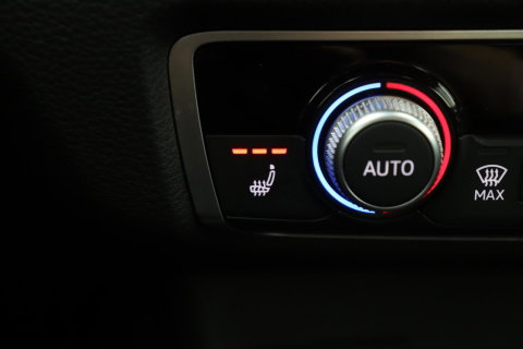 Audi A3 Sportback 35 TFSI CoD Design Pro Line Plus | Trekhaak | Stoelverwarming | Cruise Control | Keyless Entry | LED | PDC V+A | 17 Inch