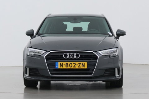Audi A3 Sportback 35 TFSI CoD Design Pro Line Plus | Trekhaak | Stoelverwarming | Cruise Control | Keyless Entry | LED | PDC V+A | 17 Inch