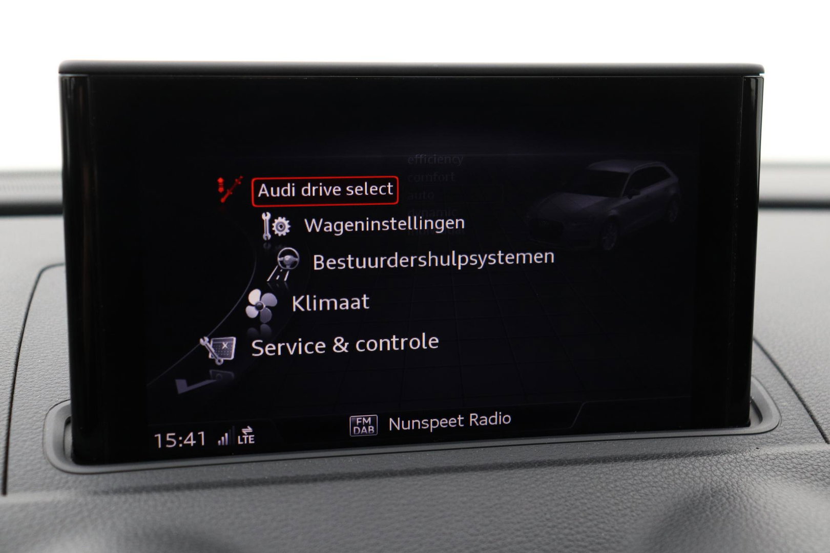 Audi A3 Sportback 35 TFSI CoD Design Pro Line Plus | Trekhaak | Stoelverwarming | Cruise Control | Keyless Entry | LED | PDC V+A | 17 Inch