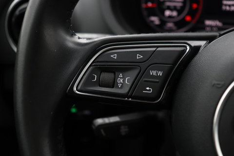 Audi A3 Sportback 35 TFSI CoD Design Pro Line Plus | Trekhaak | Stoelverwarming | Cruise Control | Keyless Entry | LED | PDC V+A | 17 Inch
