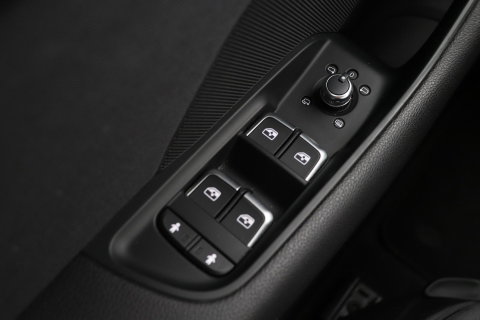 Audi A3 Sportback 35 TFSI CoD Design Pro Line Plus | Trekhaak | Stoelverwarming | Cruise Control | Keyless Entry | LED | PDC V+A | 17 Inch