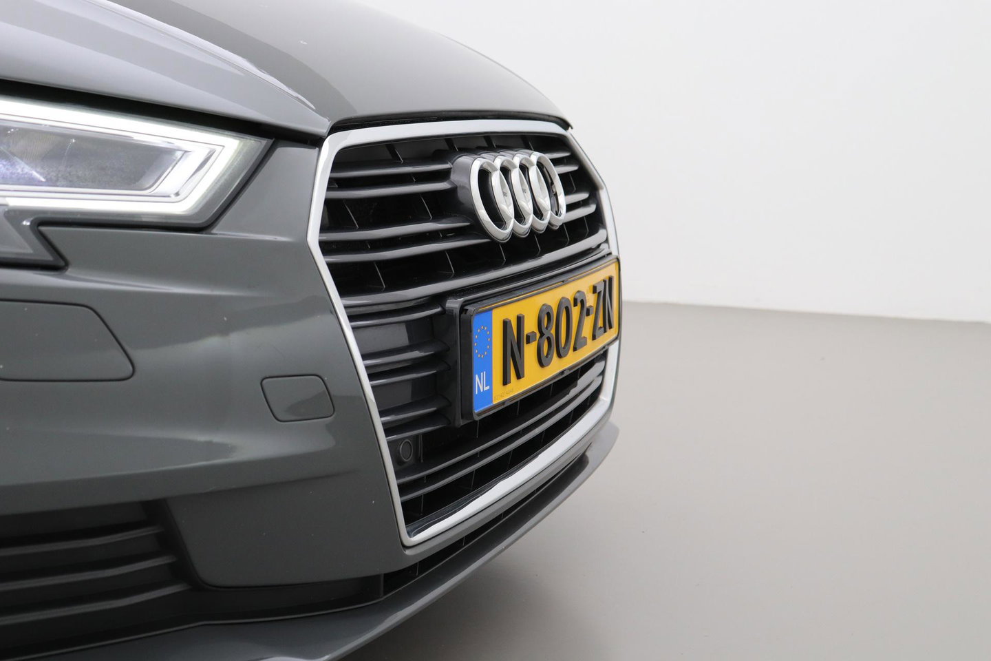 Audi A3 Sportback 35 TFSI CoD Design Pro Line Plus | Trekhaak | Stoelverwarming | Cruise Control | Keyless Entry | LED | PDC V+A | 17 Inch