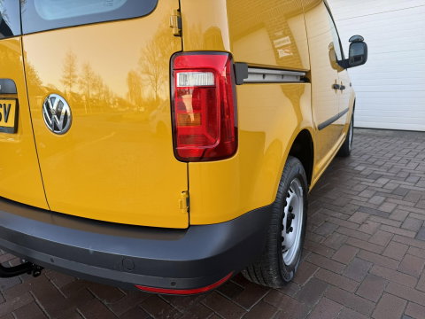 Volkswagen Caddy 2.0 TDI L1H1 imperial trekhaak inrichting airco
