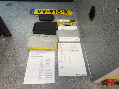 Renault Trafic 1.6 dCi service bus Victron 3000W Bott inrichting