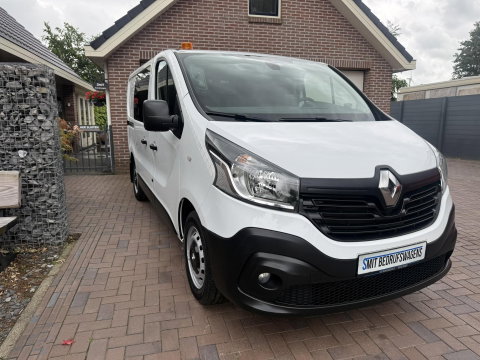 Renault Trafic 1.6 dCi service bus Victron 3000W Bott inrichting