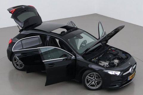 Mercedes-Benz A-Klasse 220 Premium | Panoramadak | ACC | AMG Line | Stoelverwarming | 18” AMG | Getint Glas | Navigatie