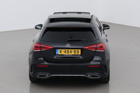 Mercedes-Benz A-Klasse 220 Premium | Panoramadak | ACC | AMG Line | Stoelverwarming | 18” AMG | Getint Glas | Navigatie