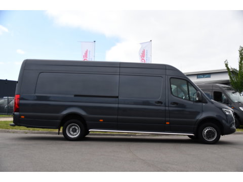 Mercedes-Benz Sprinter 519 V6 3.0 CDI L4H2 PB Edition N1, 360 Camera, Cruise, Carplay, 10,5'' Mbux, Automaat, Sensoren, 190pk, Elektrische deur, Stoelverwarming, Geveerde stoel, Uniek! 319