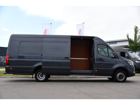 Mercedes-Benz Sprinter 519 V6 3.0 CDI L4H2 PB Edition N1, 360 Camera, Cruise, Carplay, 10,5'' Mbux, Automaat, Sensoren, 190pk, Elektrische deur, Stoelverwarming, Geveerde stoel, Uniek! 319