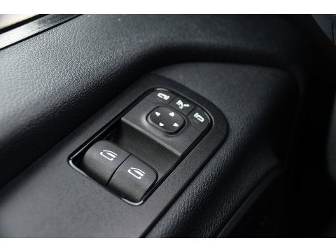 Mercedes-Benz Sprinter 519 V6 3.0 CDI L4H2 PB Edition N1, 360 Camera, Cruise, Carplay, 10,5'' Mbux, Automaat, Sensoren, 190pk, Elektrische deur, Stoelverwarming, Geveerde stoel, Uniek! 319