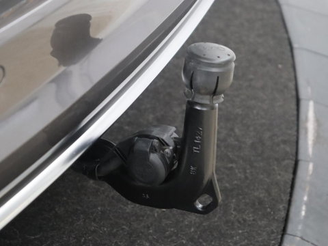 Audi A4 Avant 35 TFSI Advanced Edition | Trekhaak | RS-Wheels | Virtual dashboard | Carplay | Climate control | Full LED | Cruise control | Navigatie |