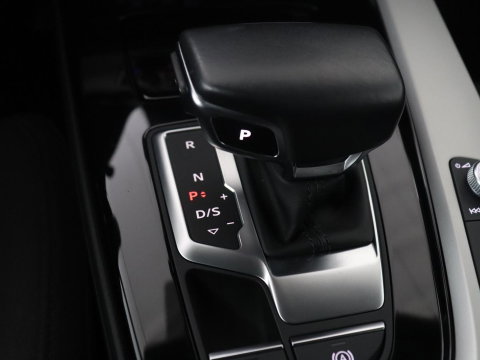Audi A4 Avant 35 TFSI Advanced Edition | Trekhaak | RS-Wheels | Virtual dashboard | Carplay | Climate control | Full LED | Cruise control | Navigatie |