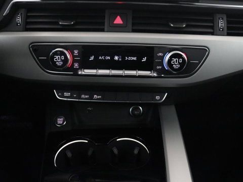 Audi A4 Avant 35 TFSI Advanced Edition | Trekhaak | RS-Wheels | Virtual dashboard | Carplay | Climate control | Full LED | Cruise control | Navigatie |