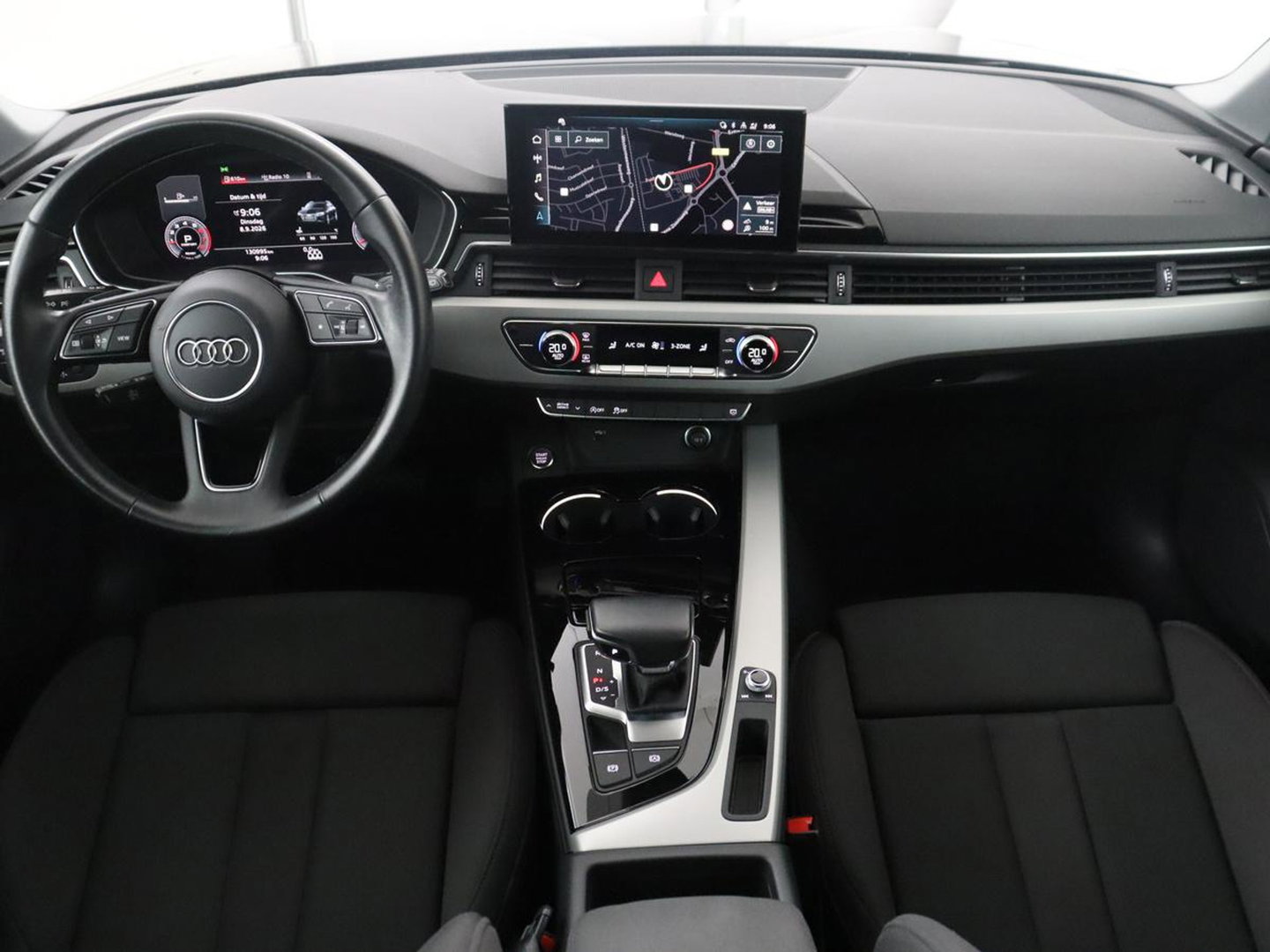 Audi A4 Avant 35 TFSI Advanced Edition | Trekhaak | RS-Wheels | Virtual dashboard | Carplay | Climate control | Full LED | Cruise control | Navigatie |