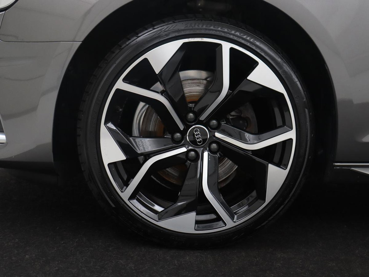 Audi A4 Avant 35 TFSI Advanced Edition | Trekhaak | RS-Wheels | Virtual dashboard | Carplay | Climate control | Full LED | Cruise control | Navigatie |