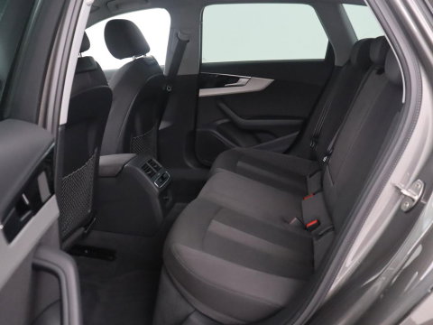 Audi A4 Avant 35 TFSI Advanced Edition | Trekhaak | RS-Wheels | Virtual dashboard | Carplay | Climate control | Full LED | Cruise control | Navigatie |