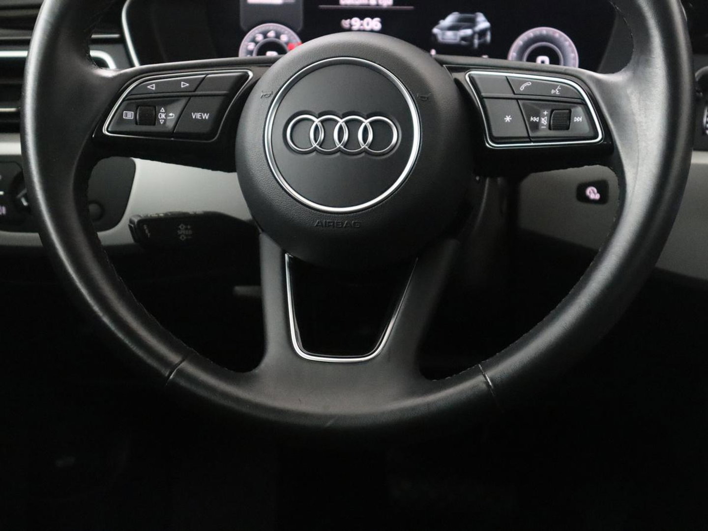 Audi A4 Avant 35 TFSI Advanced Edition | Trekhaak | RS-Wheels | Virtual dashboard | Carplay | Climate control | Full LED | Cruise control | Navigatie |