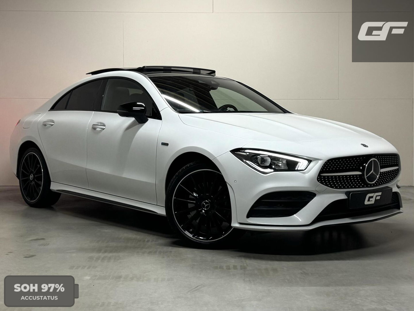 Mercedes-Benz CLA 250e AMG Edition Pano Sfeer Carplay 360º