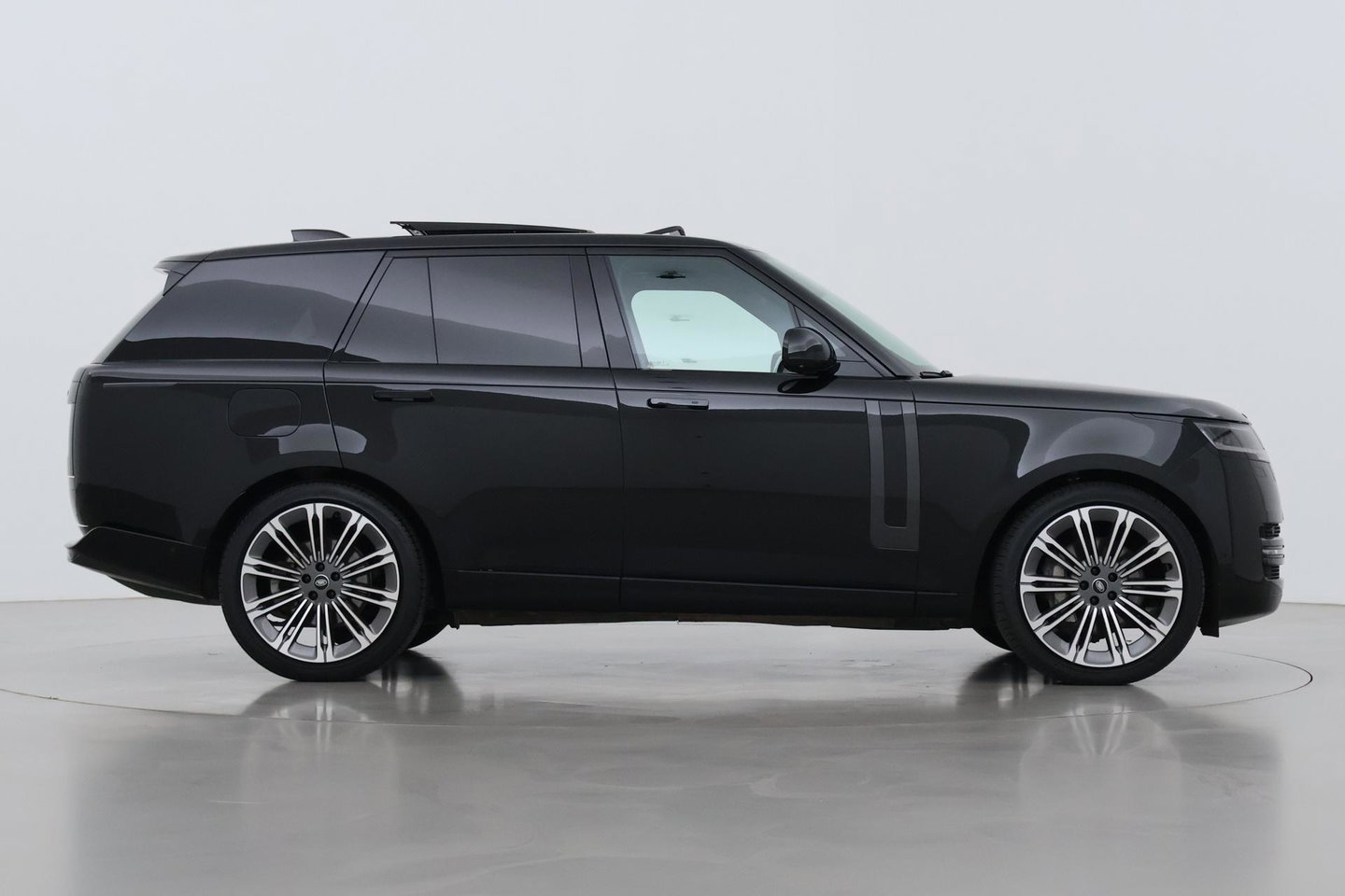 Land Rover Range Rover 3.0 D350 HSE Autobiography MHEV | Luchtvering | Panoramadak | Meridian 3D | 360° Camera | Koelbox | Stoelventilatie | 23 Inch