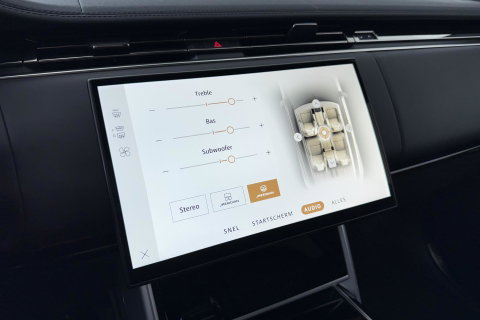 Land Rover Range Rover 3.0 D350 HSE Autobiography MHEV | Luchtvering | Panoramadak | Meridian 3D | 360° Camera | Koelbox | Stoelventilatie | 23 Inch