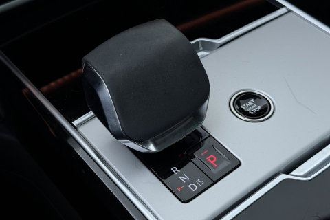 Land Rover Range Rover 3.0 D350 HSE Autobiography MHEV | Luchtvering | Panoramadak | Meridian 3D | 360° Camera | Koelbox | Stoelventilatie | 23 Inch