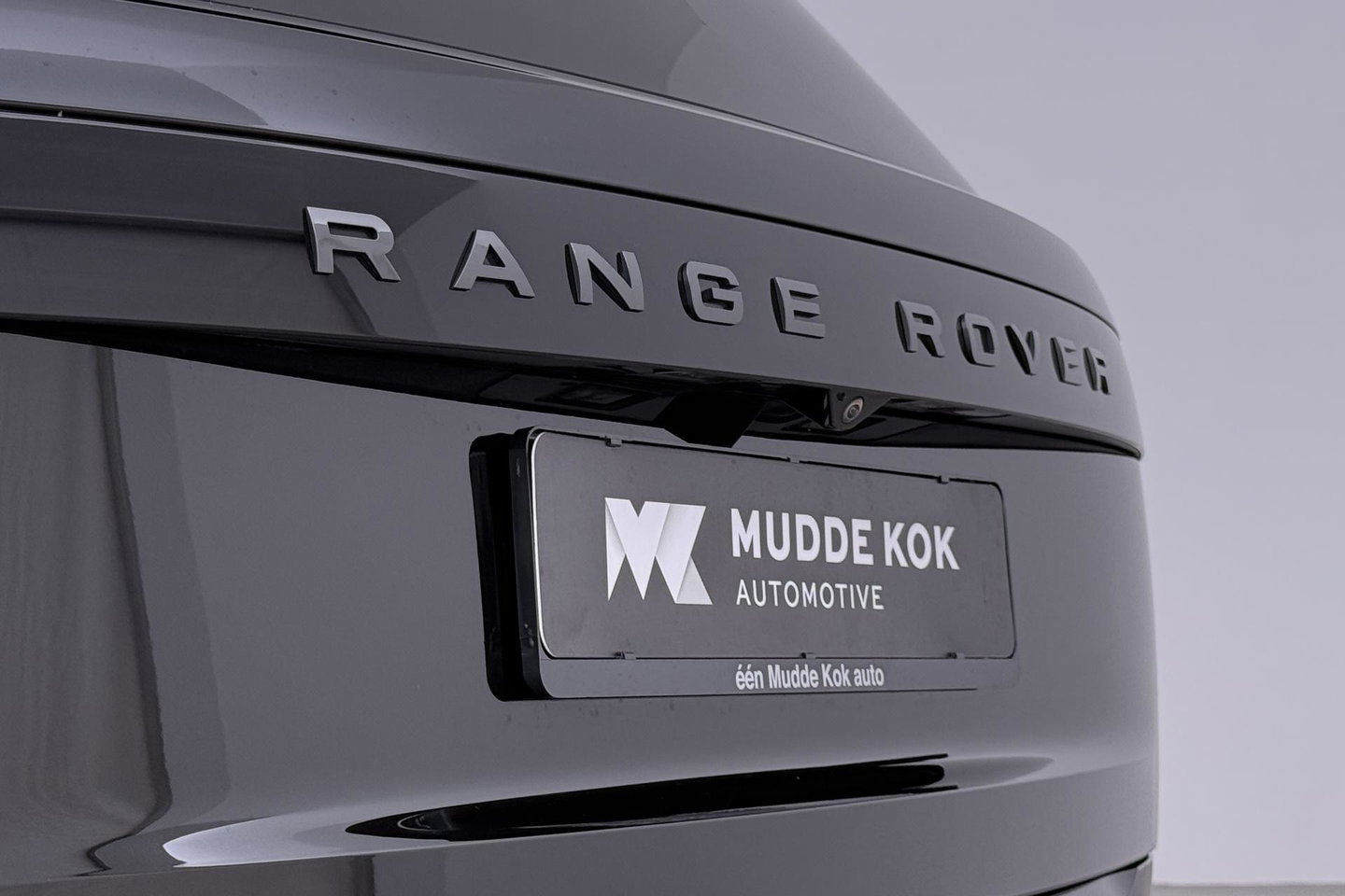 Land Rover Range Rover 3.0 D350 HSE Autobiography MHEV | Luchtvering | Panoramadak | Meridian 3D | 360° Camera | Koelbox | Stoelventilatie | 23 Inch