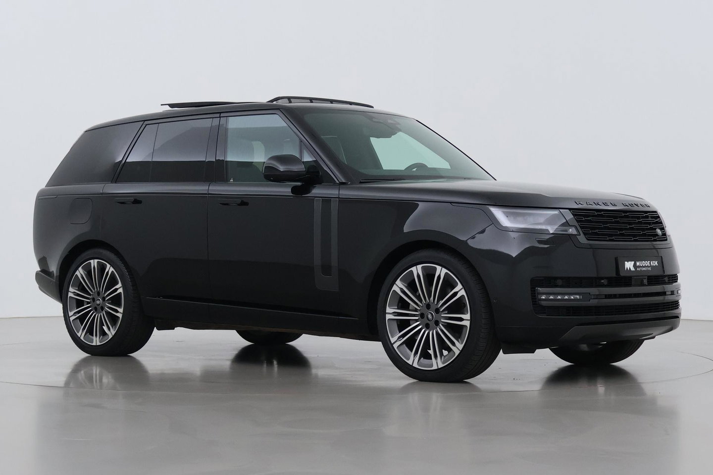 Land Rover Range Rover 3.0 D350 HSE Autobiography MHEV | Luchtvering | Panoramadak | Meridian 3D | 360° Camera | Koelbox | Stoelventilatie | 23 Inch