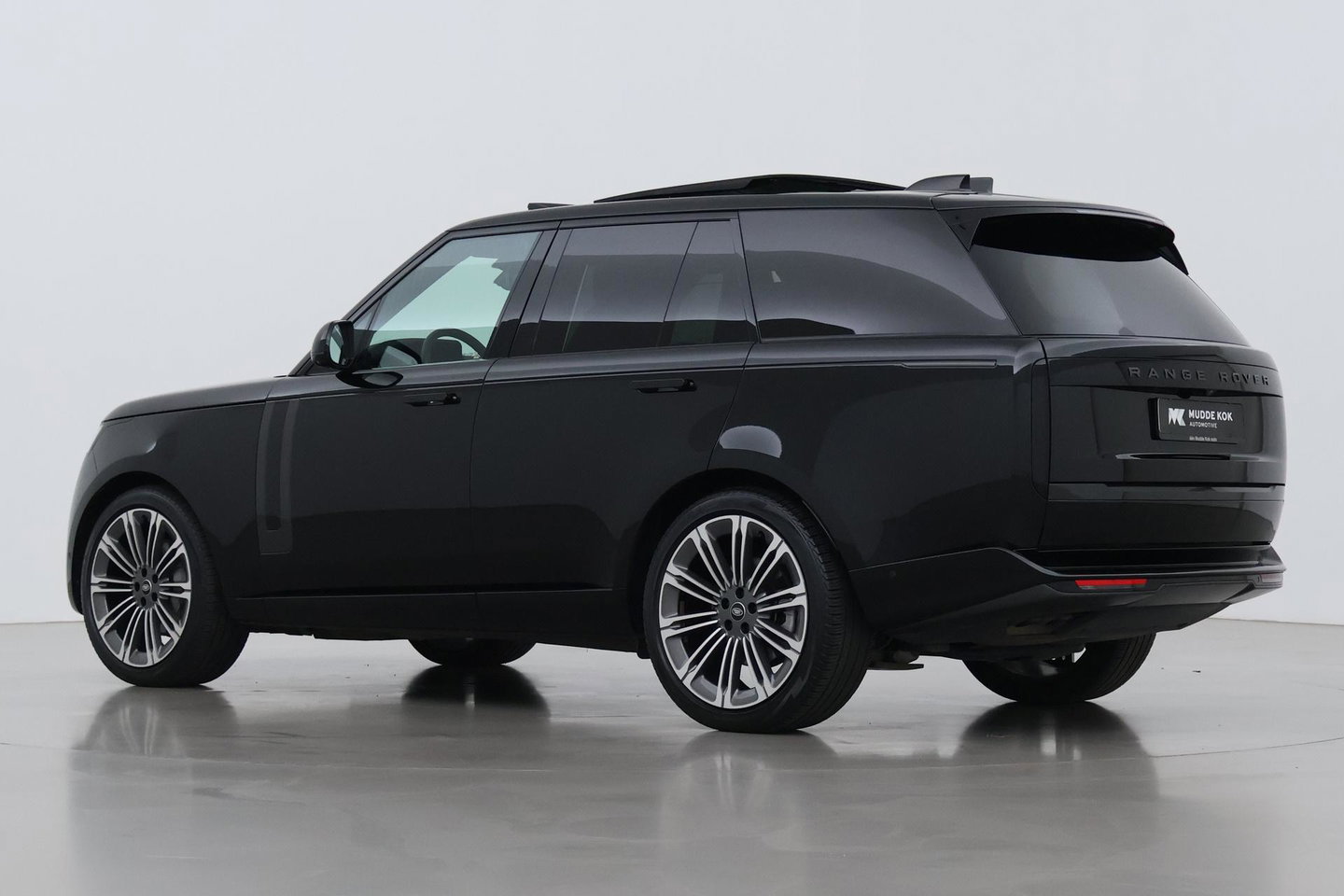 Land Rover Range Rover 3.0 D350 HSE Autobiography MHEV | Luchtvering | Panoramadak | Meridian 3D | 360° Camera | Koelbox | Stoelventilatie | 23 Inch