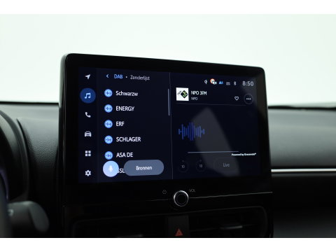 Toyota Yaris Cross 1.5 Hybrid 130 Dynamic | Rijklaar! | Nav | Winter pack | Safety Pack | Keyless | Apple CarPlay | Adapt. Cruise