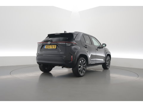 Toyota Yaris Cross 1.5 Hybrid 130 Dynamic | Rijklaar! | Nav | Winter pack | Safety Pack | Keyless | Apple CarPlay | Adapt. Cruise