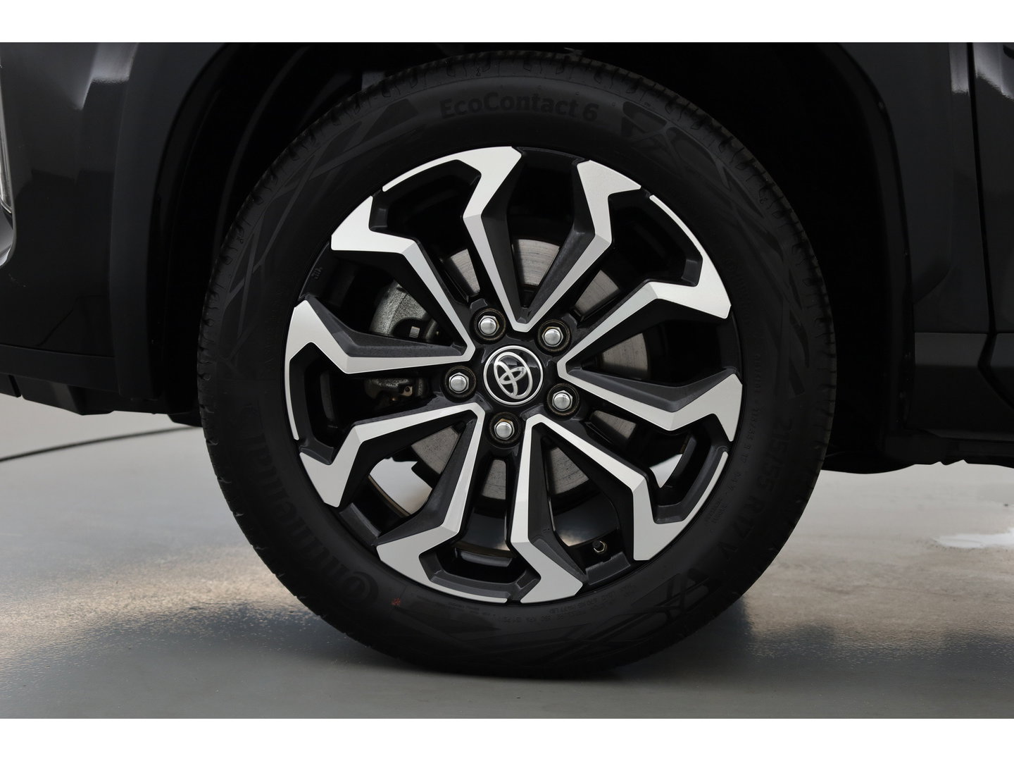 Toyota Yaris Cross 1.5 Hybrid 130 Dynamic | Rijklaar! | Nav | Winter pack | Safety Pack | Keyless | Apple CarPlay | Adapt. Cruise