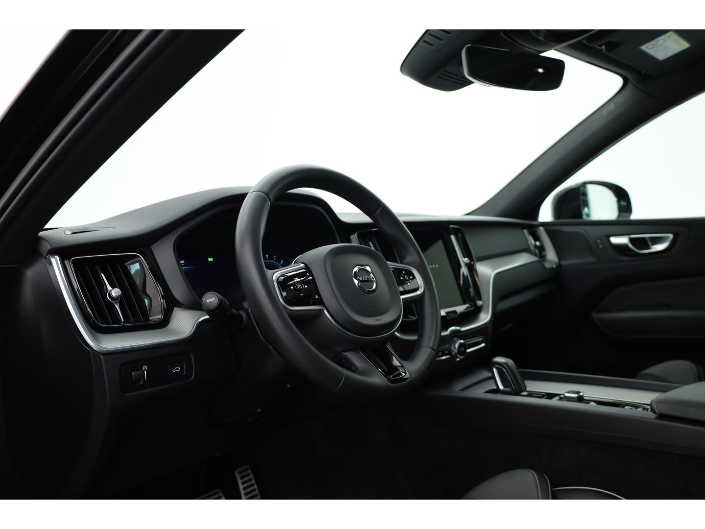 Toyota Yaris Cross 1.5 Hybrid 130 Dynamic | Rijklaar! | Nav | Winter pack | Safety Pack | Keyless | Apple CarPlay | Adapt. Cruise