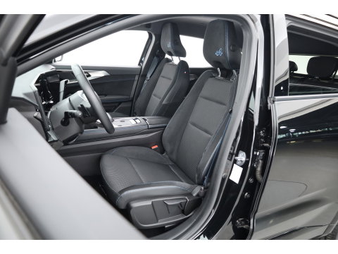 Renault Austral 1.2 E-Tech full hybrid 200 techno esprit Alpine | Rijklaar! | Orgi. NL | Adapt. Cruise | Camera | Google info. | Apple CarPlay | Keyless | 20''