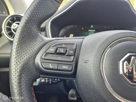 MG EHS 1.5 TGDI PHEV Edition1, Dealer onderhouden, Trekhaak