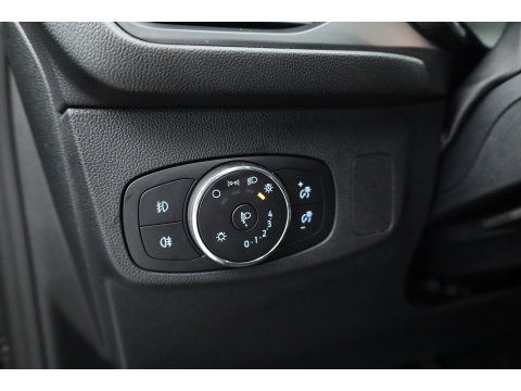Ford Focus 1.0 EcoBoost Hybrid Titanium Style | Rijklaar! | Cruise Control | Camera | Stoel- Stuurverw. | Apple CarPlay & Android Auto | Navi