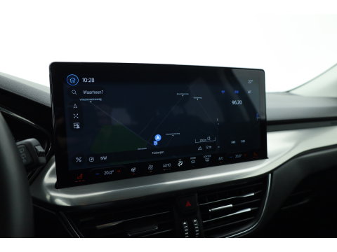 Ford Focus 1.0 EcoBoost Hybrid Titanium Style | Rijklaar! | Cruise Control | Camera | Stoel- Stuurverw. | Apple CarPlay & Android Auto | Navi