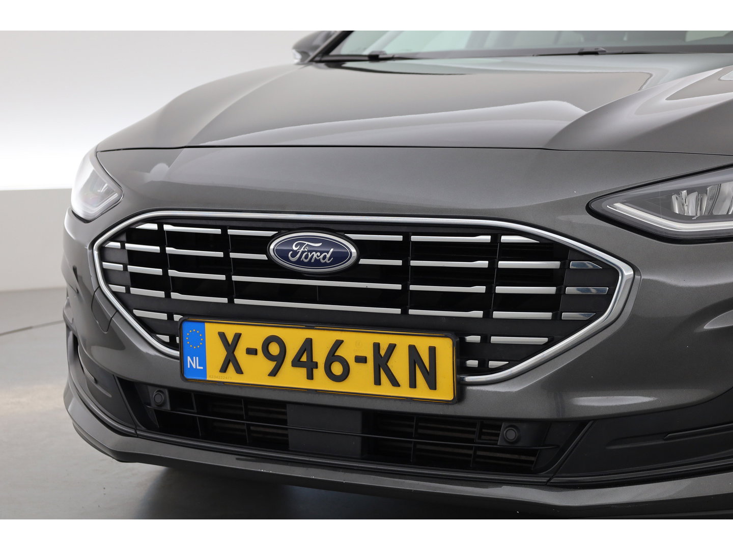 Ford Focus 1.0 EcoBoost Hybrid Titanium Style | Rijklaar! | Cruise Control | Camera | Stoel- Stuurverw. | Apple CarPlay & Android Auto | Navi