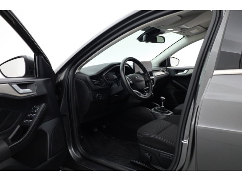 Ford Focus 1.0 EcoBoost Hybrid Titanium Style | Rijklaar! | Cruise Control | Camera | Stoel- Stuurverw. | Apple CarPlay & Android Auto | Navi