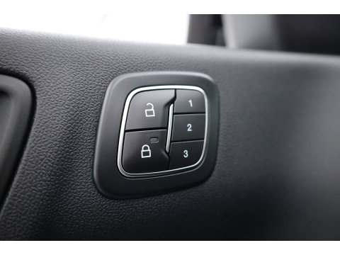Ford Kuga 2.5 PHEV ST-Line X | Rijklaar! | Trekgewicht 2.100 kg | Keyless | Adapt Cruise | CarPlay | Stoel-Stuurverw.