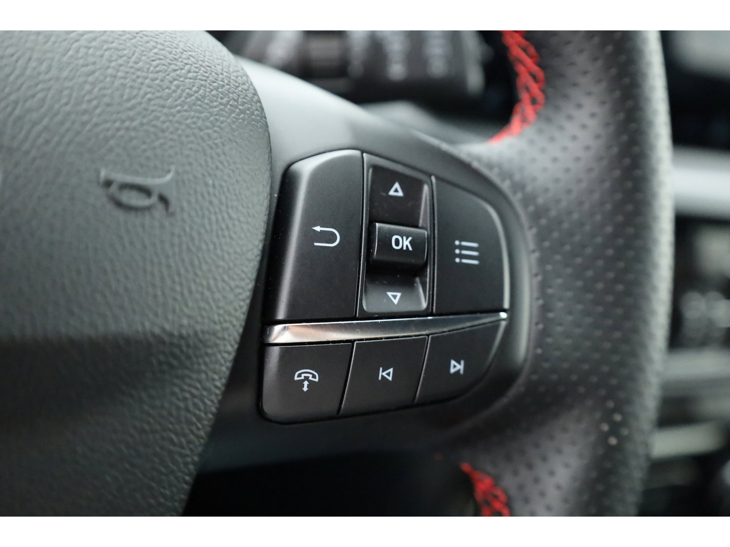 Ford Kuga 2.5 PHEV ST-Line X | Rijklaar! | Trekgewicht 2.100 kg | Keyless | Adapt Cruise | CarPlay | Stoel-Stuurverw.