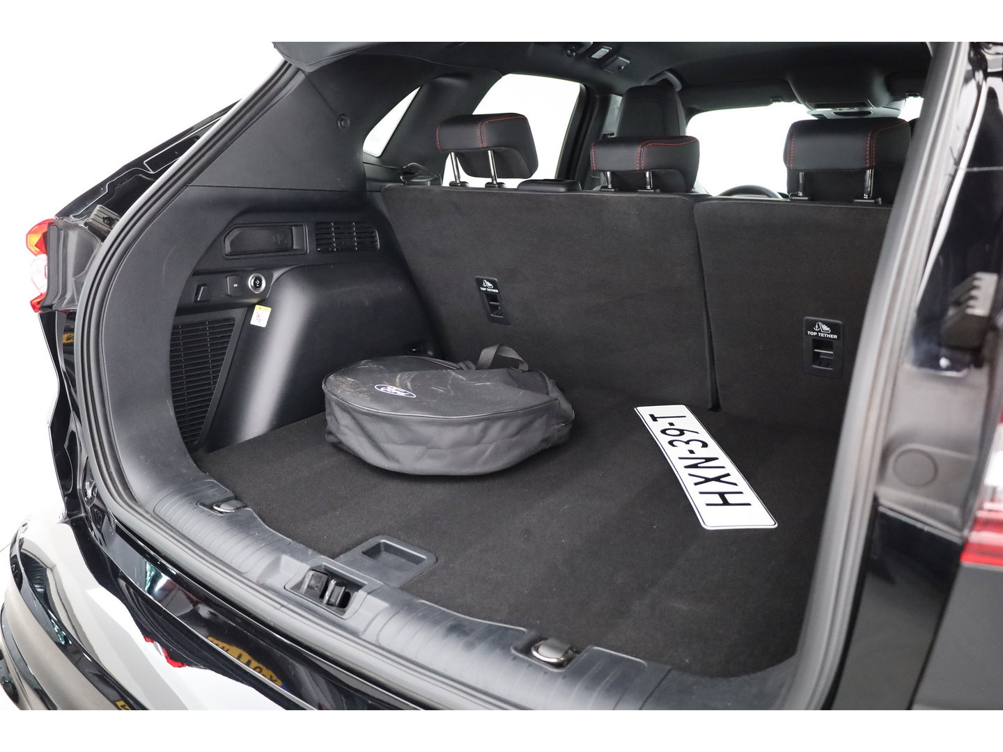 Ford Kuga 2.5 PHEV ST-Line X | Rijklaar! | Trekgewicht 2.100 kg | Keyless | Adapt Cruise | CarPlay | Stoel-Stuurverw.