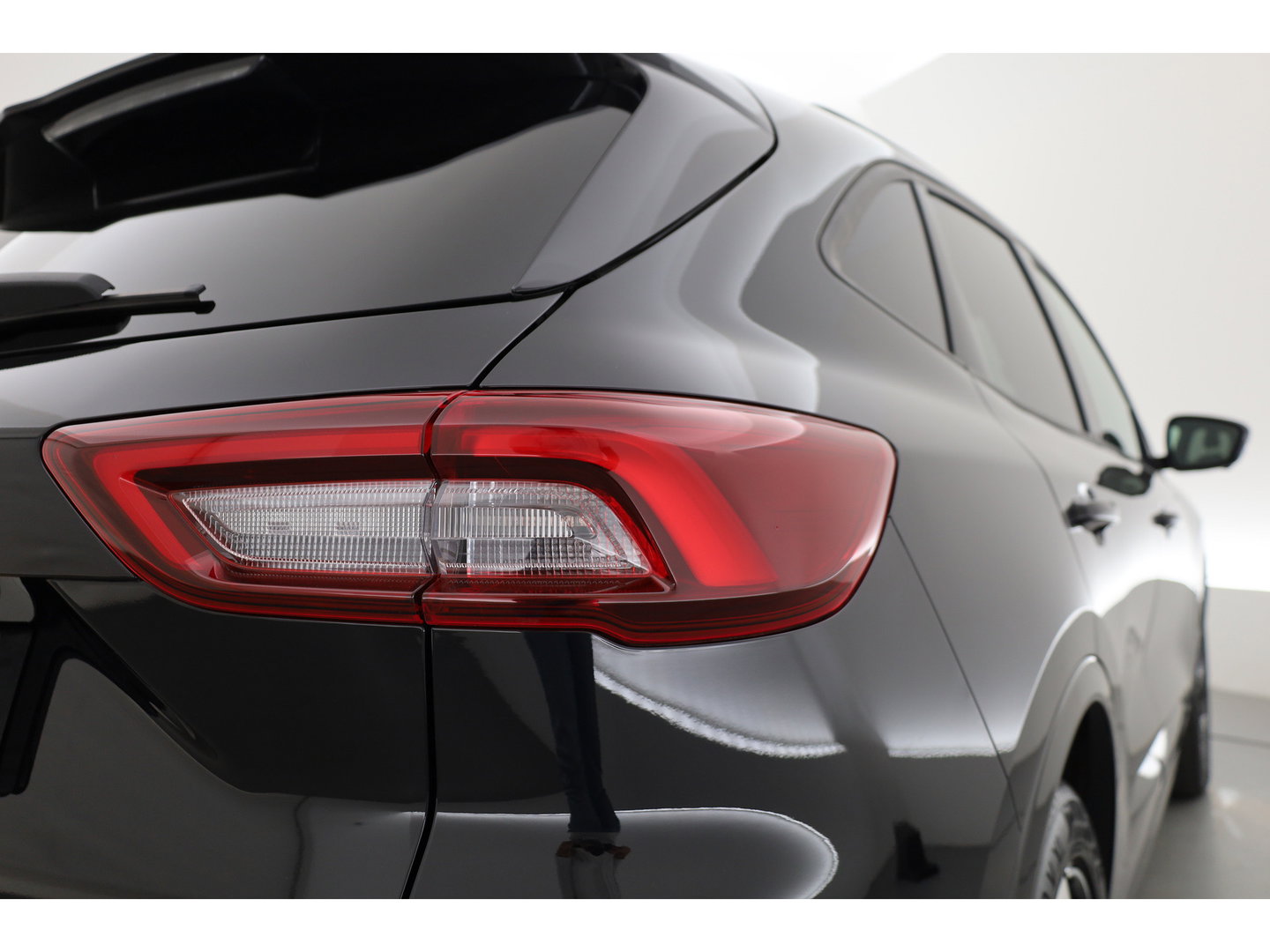 Ford Kuga 2.5 PHEV ST-Line X | Rijklaar! | Trekgewicht 2.100 kg | Keyless | Adapt Cruise | CarPlay | Stoel-Stuurverw.