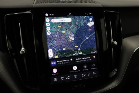 Volvo XC60 T6 R-Design |  Long Range | Harman/Kardon | Panoramadak | Standkachel | Camera | Keyless | Stoel+Stuurverwarming | ACC