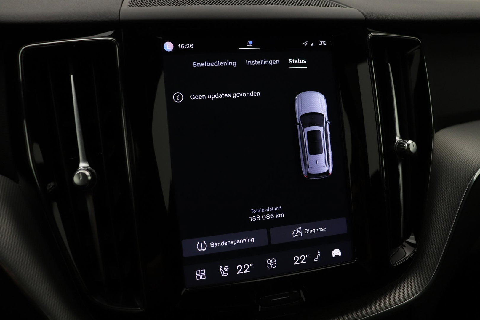 Volvo XC60 T6 R-Design |  Long Range | Harman/Kardon | Panoramadak | Standkachel | Camera | Keyless | Stoel+Stuurverwarming | ACC