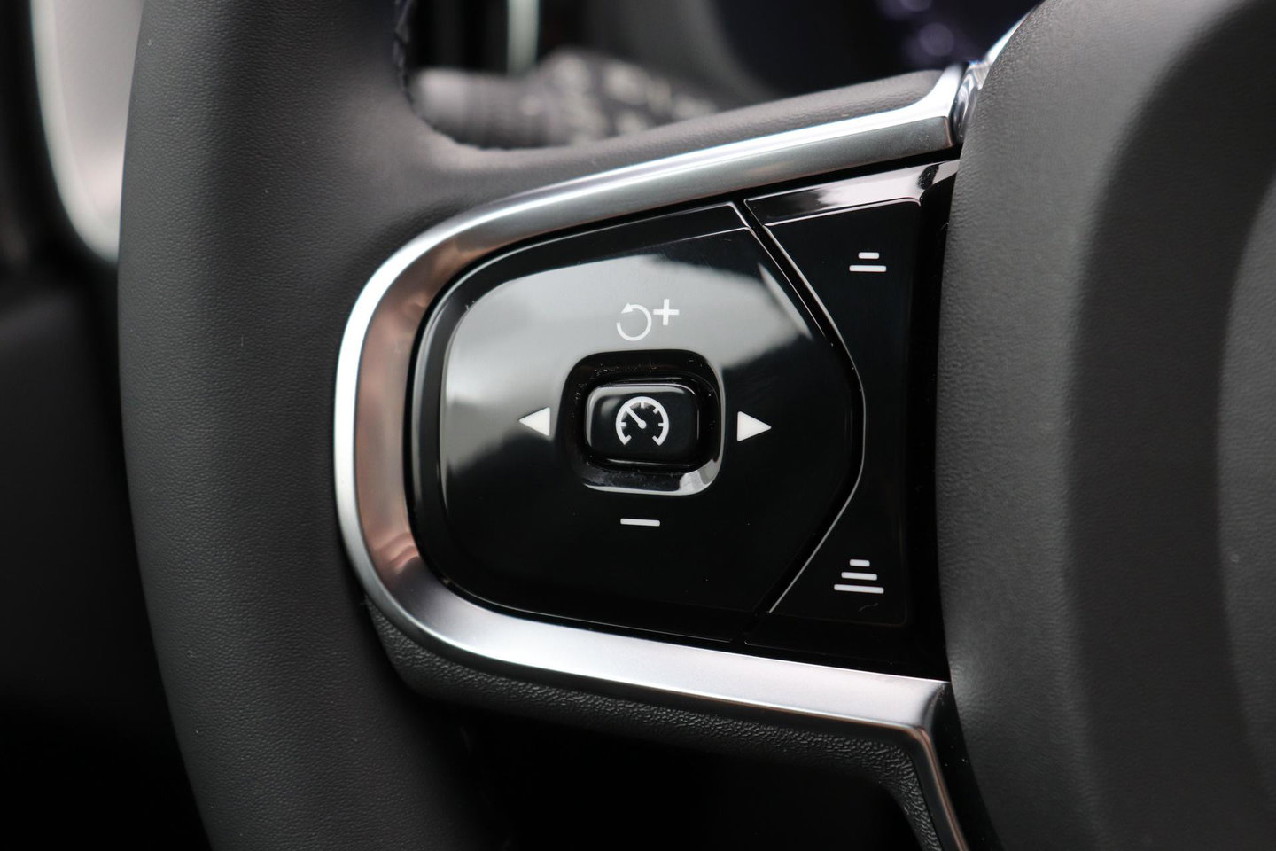 Volvo XC60 T6 R-Design |  Long Range | Harman/Kardon | Panoramadak | Standkachel | Camera | Keyless | Stoel+Stuurverwarming | ACC